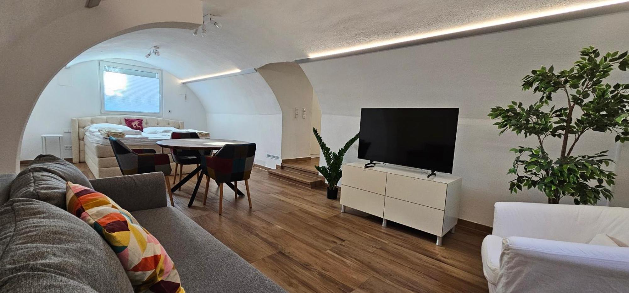 The Modern Cave Lodge Stuttgart Exterior photo